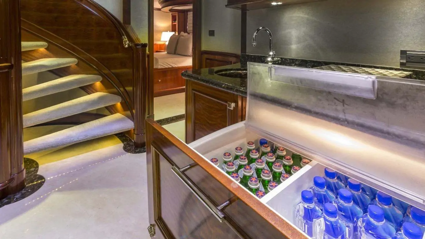 Yacht Far From It 142 | Yachts