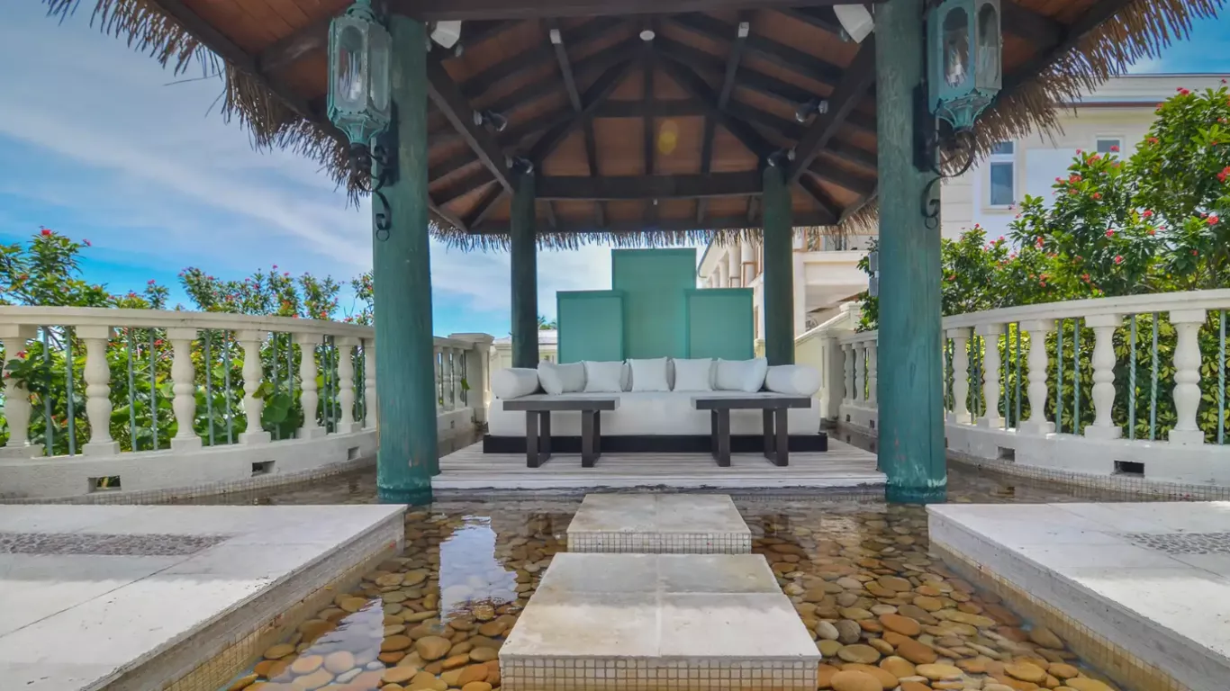 Villa Cara | Bahamas