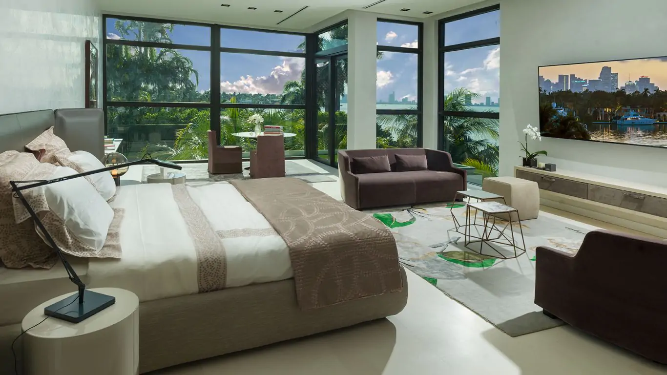 Villa Abigal | Miami