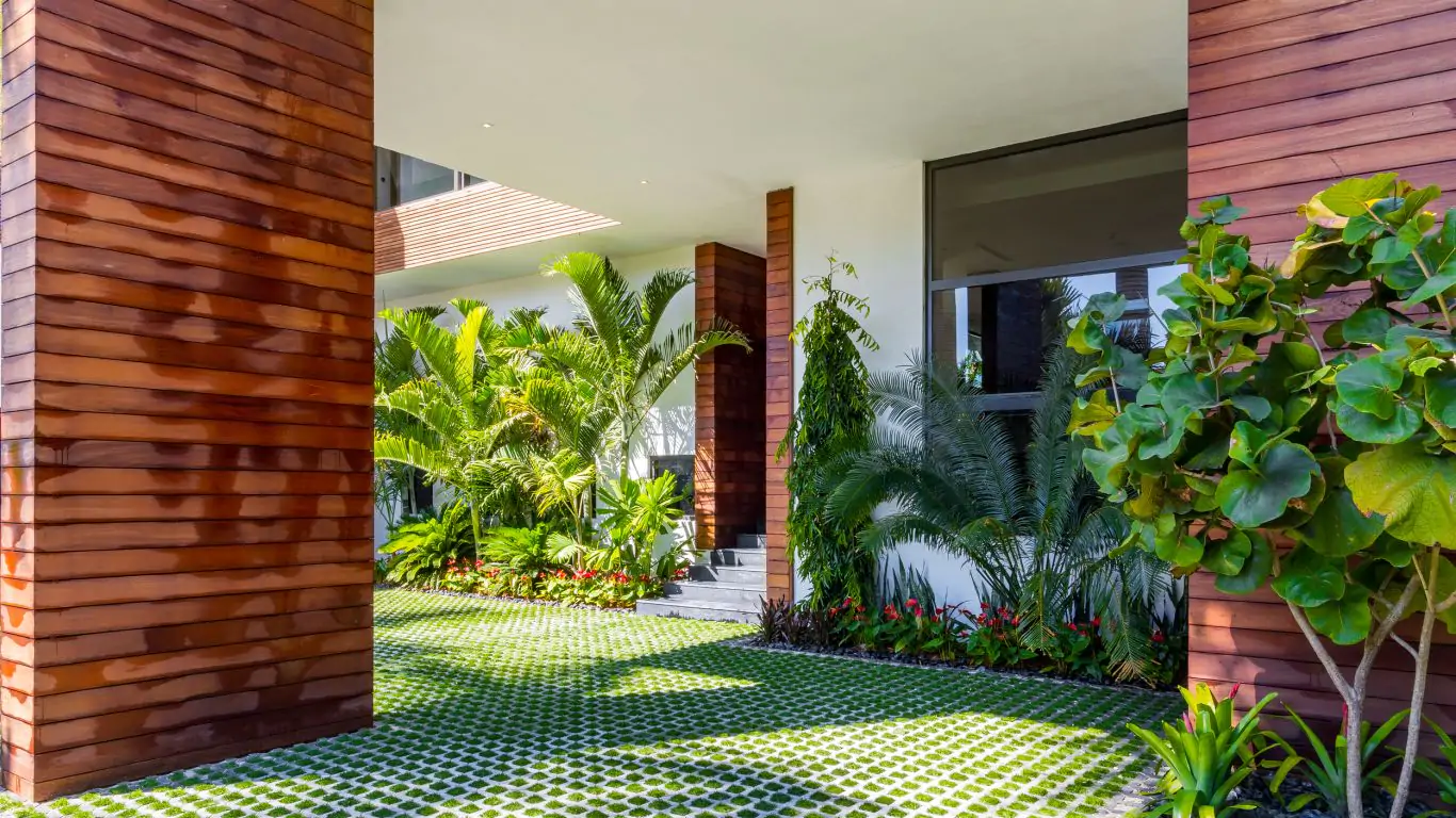 Villa Abigal | Miami