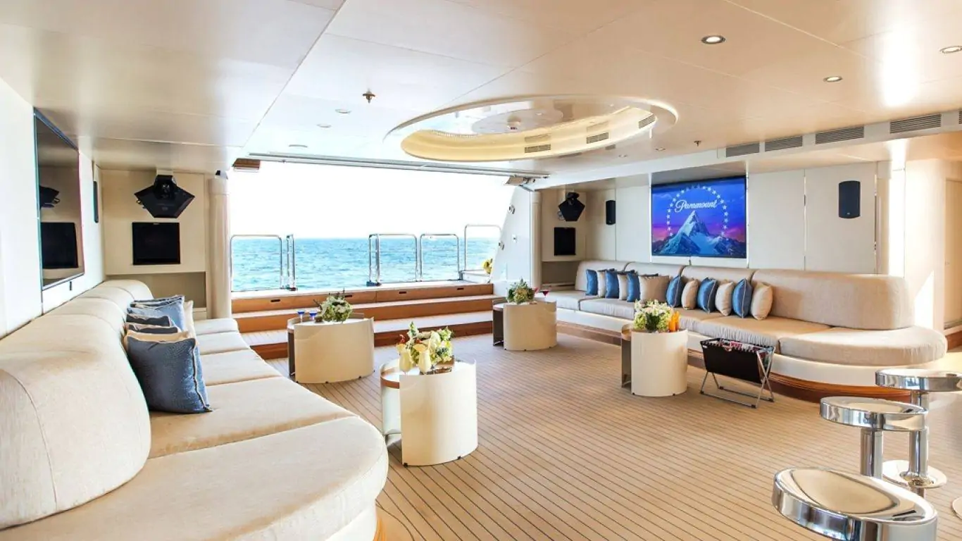 Yacht Moonlight II 300 | Yachts