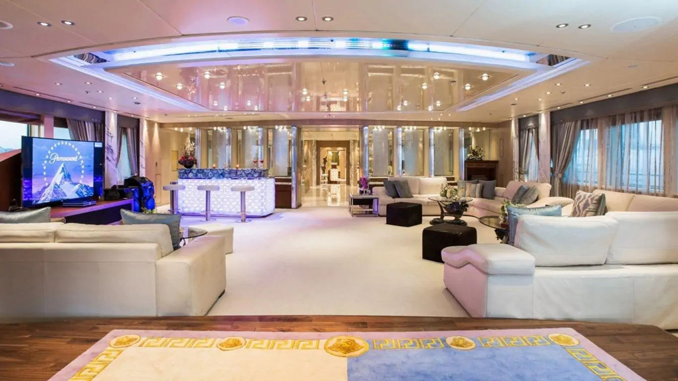 Yacht Moonlight II 300 | Yachts