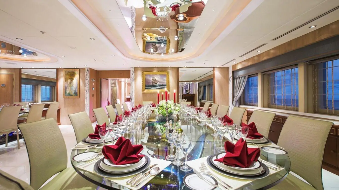 Yacht Moonlight II 300 | Yachts