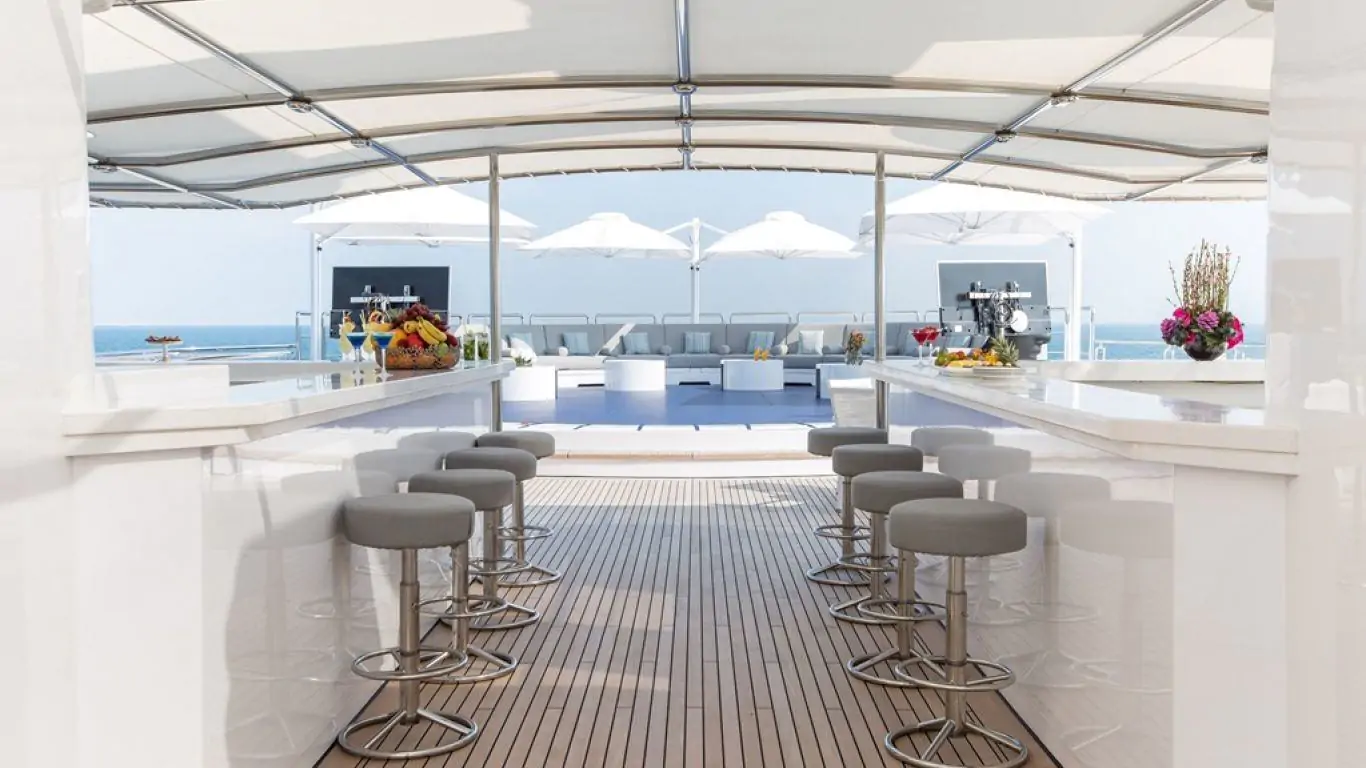 Yacht Moonlight II 300 | Yachts