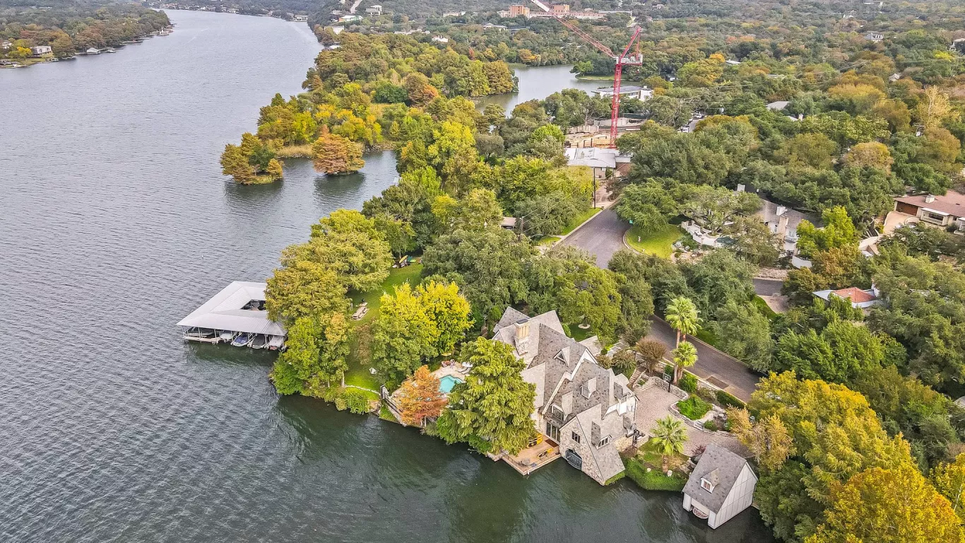 Villa Amaris | Austin