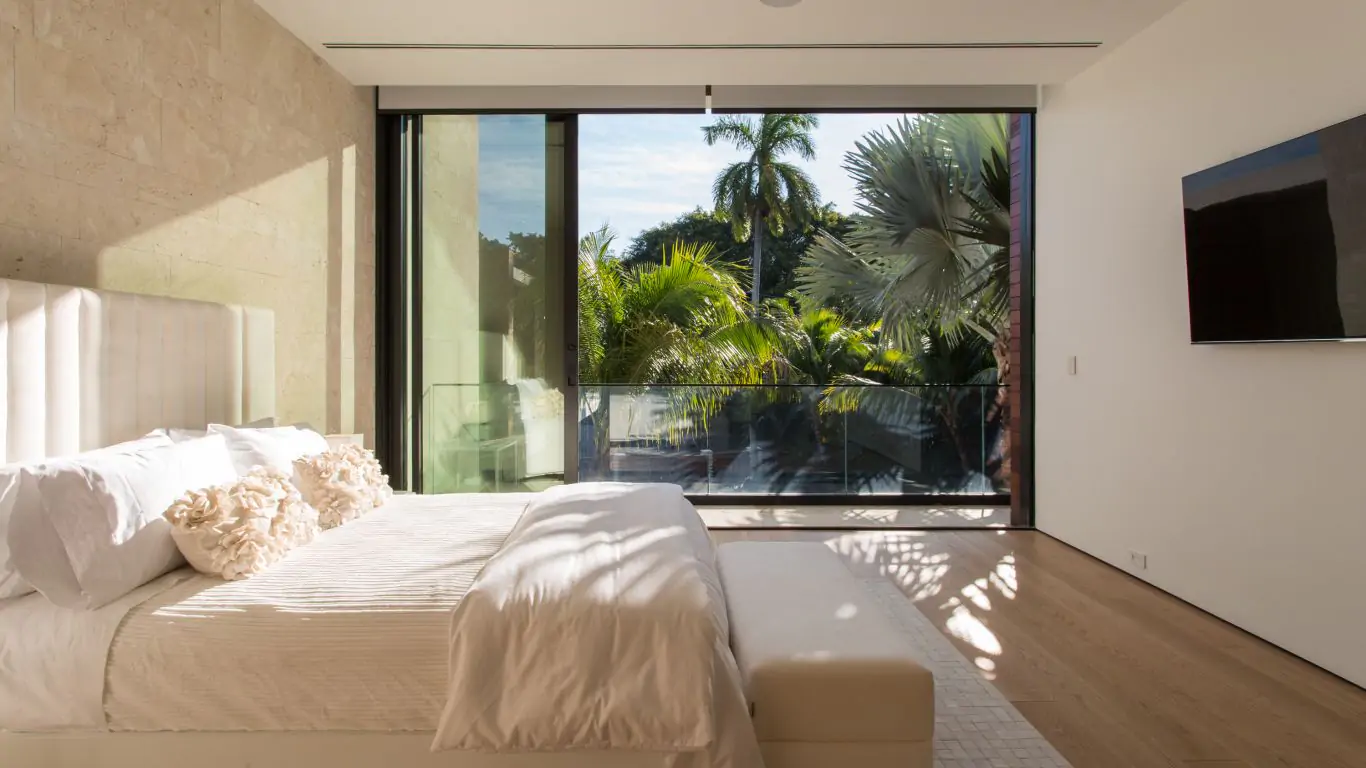 Villa Diana | Miami
