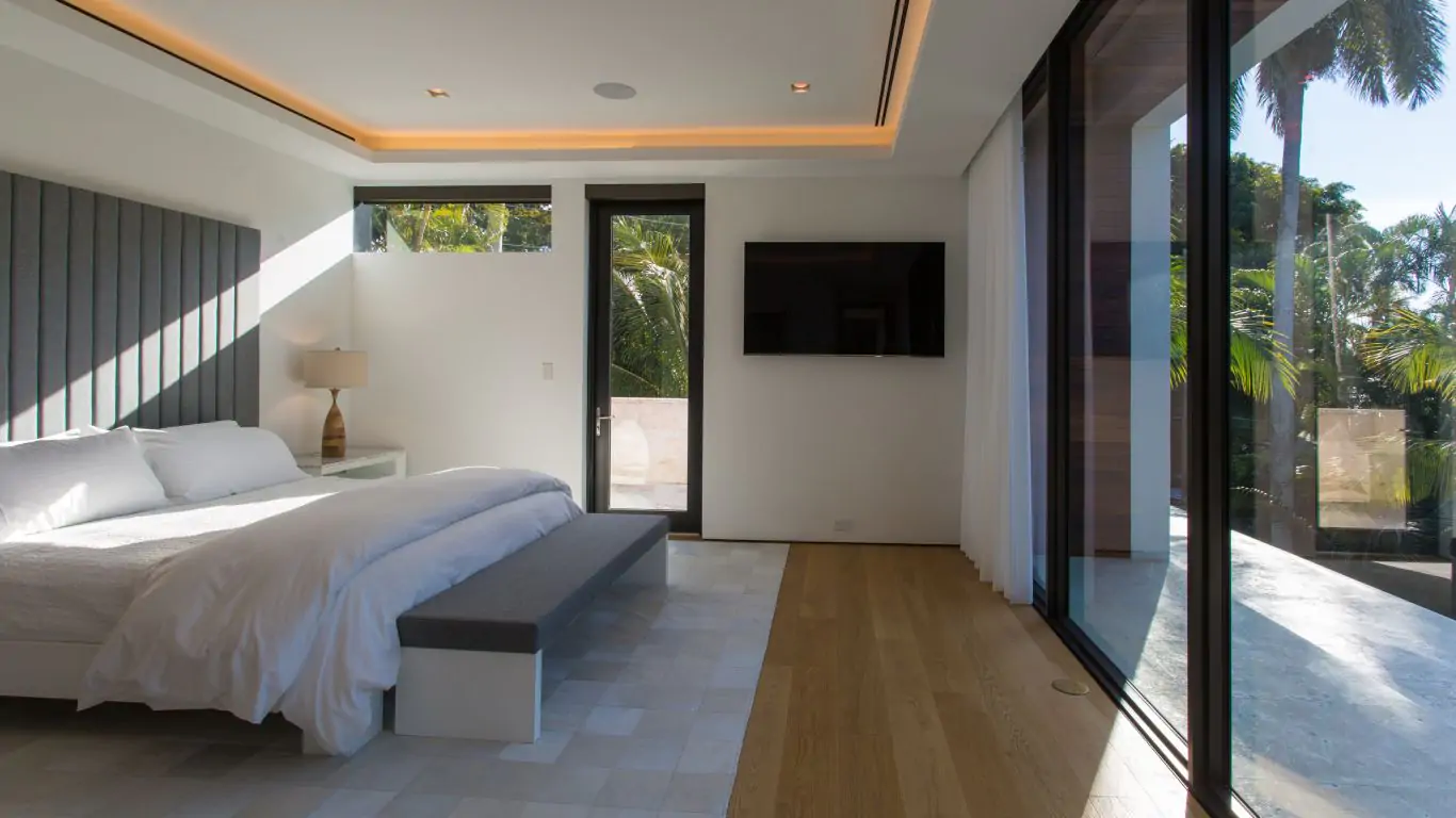 Villa Diana | Miami
