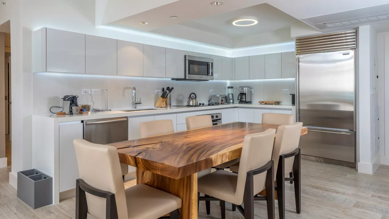 1 Hotel Apartment Troy | Miami