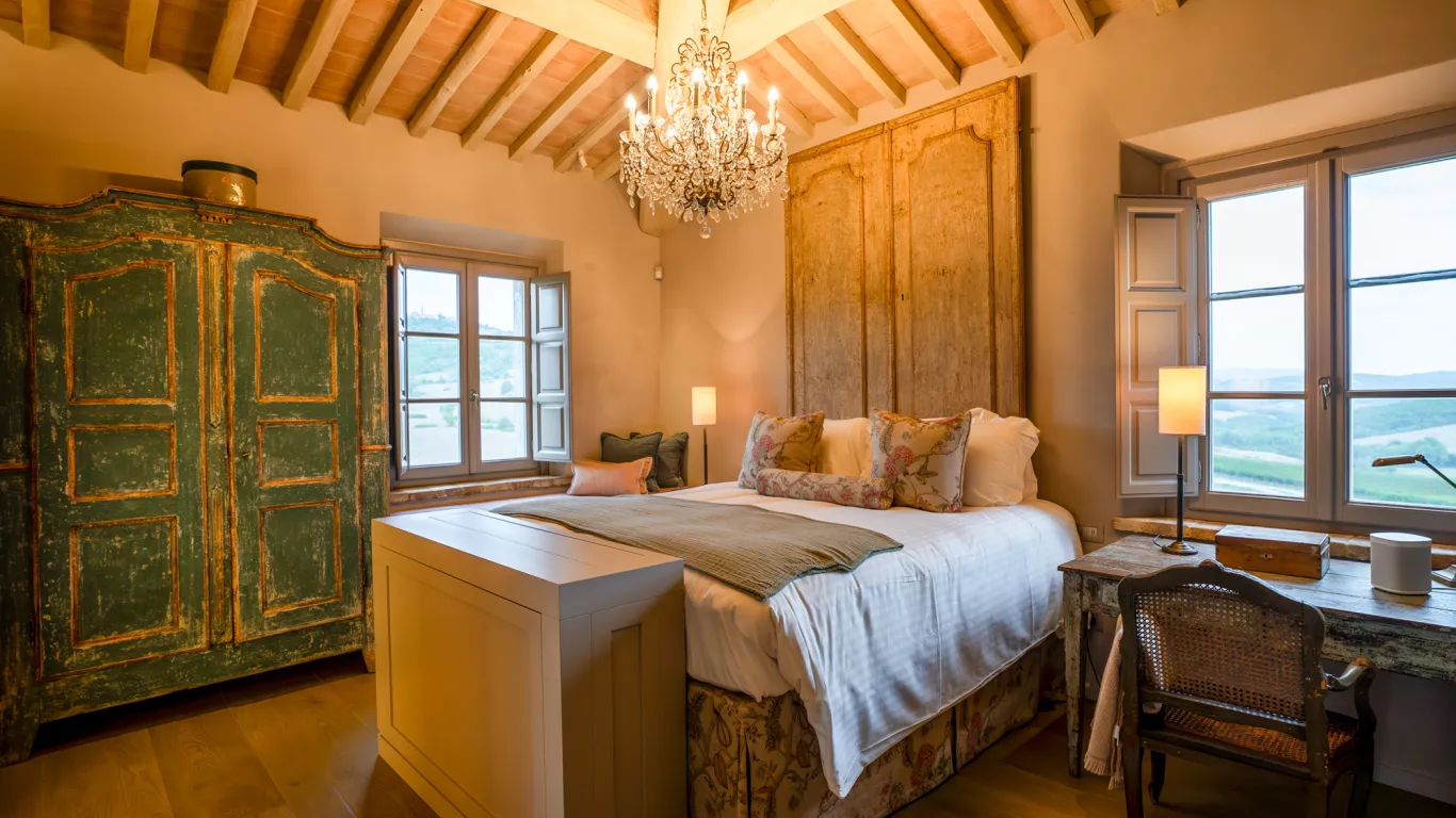 Noam Radicondoli | Tuscany