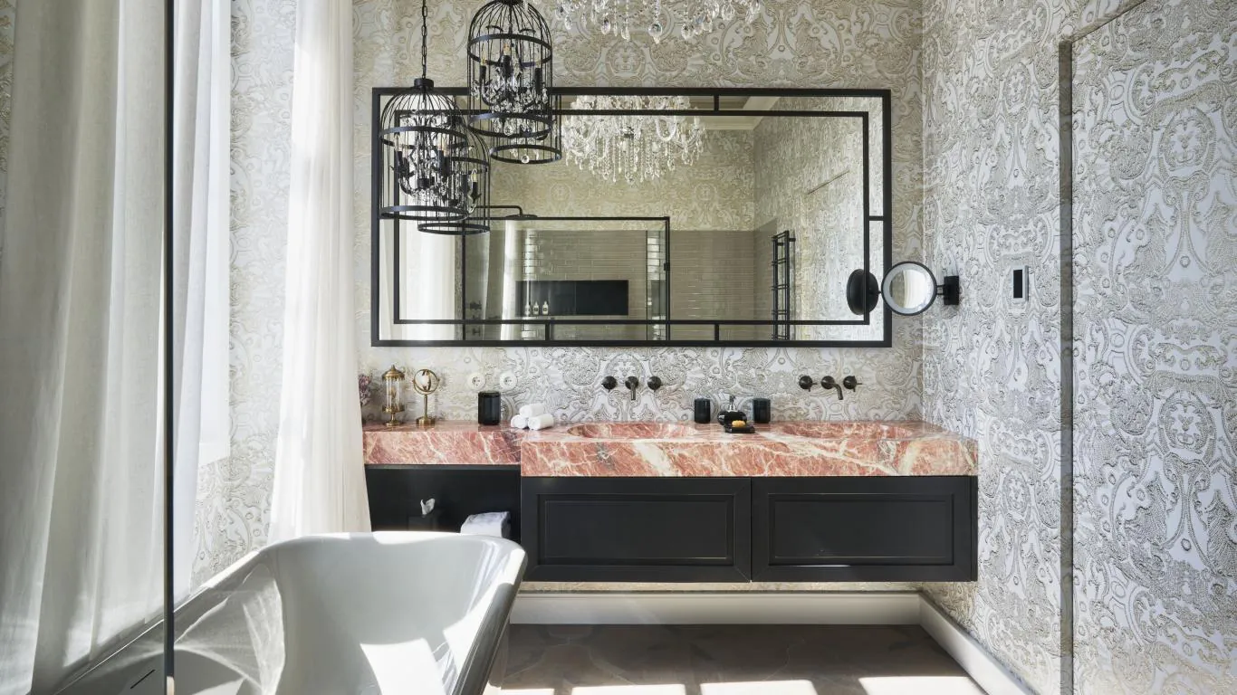 The Red Chalet | Rest of Portugal