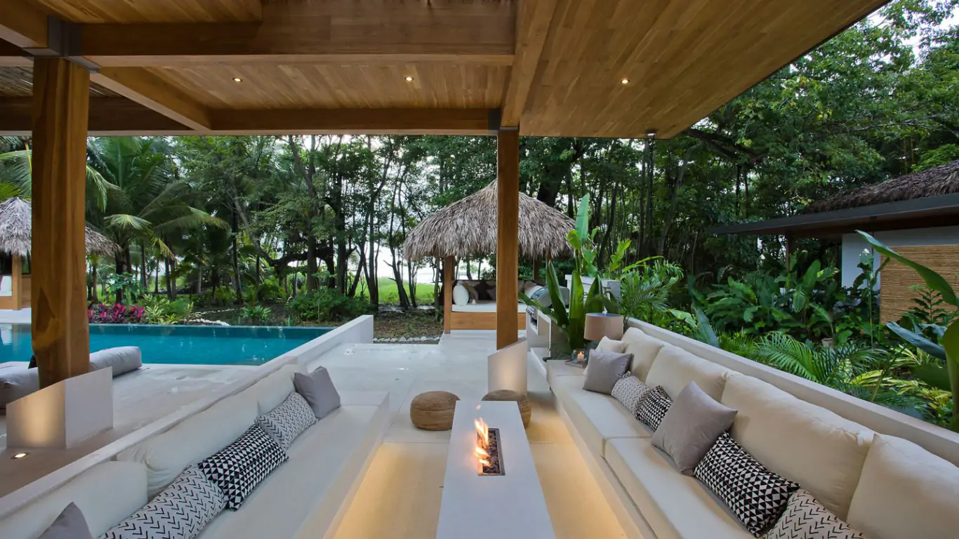 Pasha | Santa Teresa