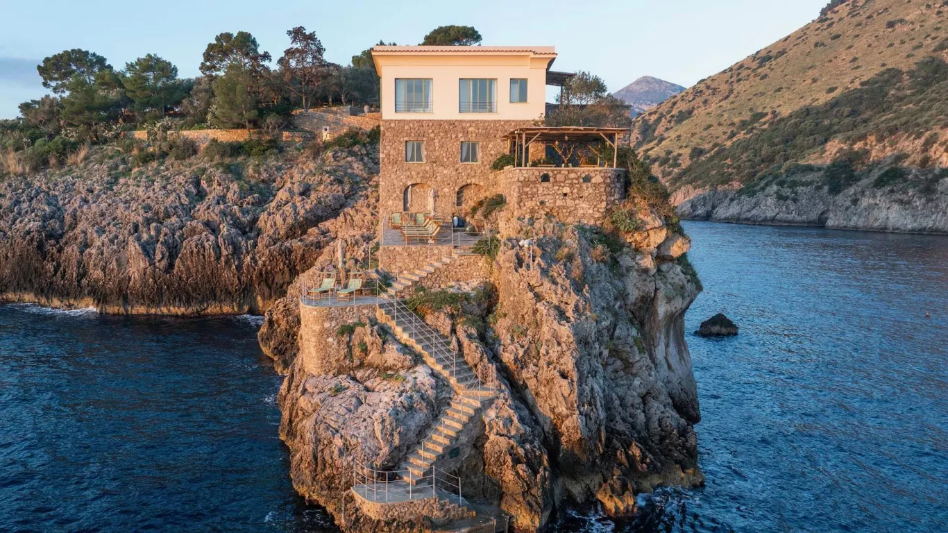 The Secret Island | Amalfi Coast