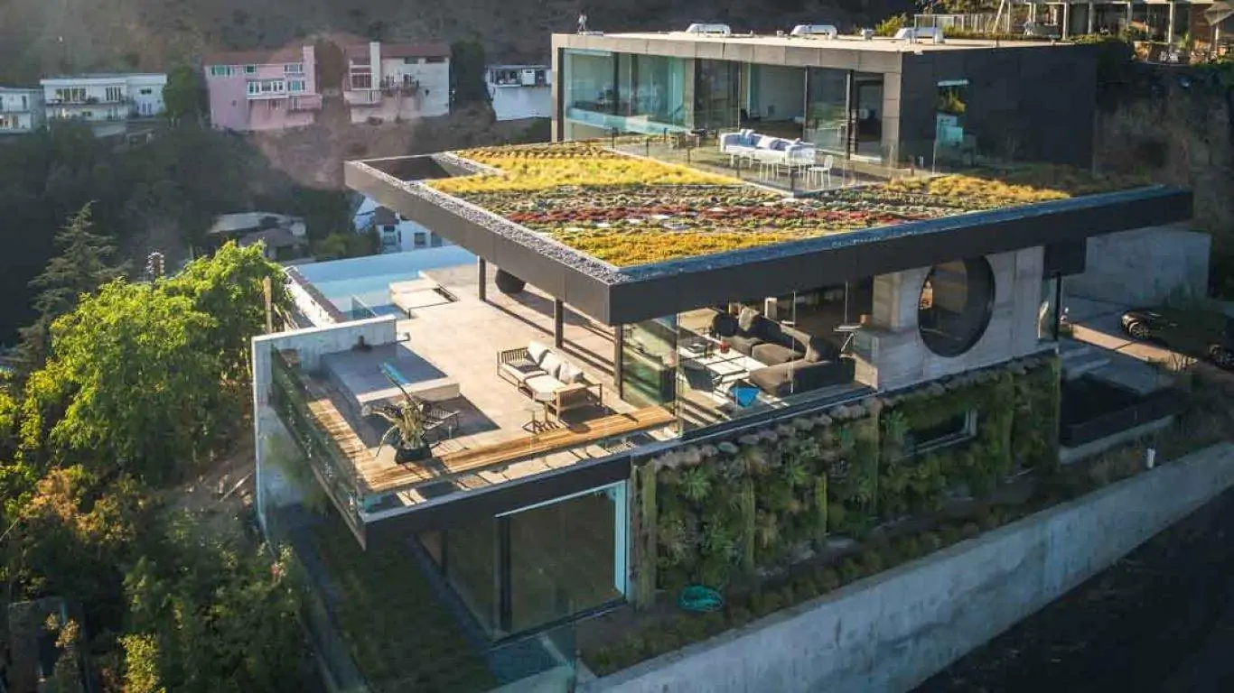 Villa Selena | Los Angeles
