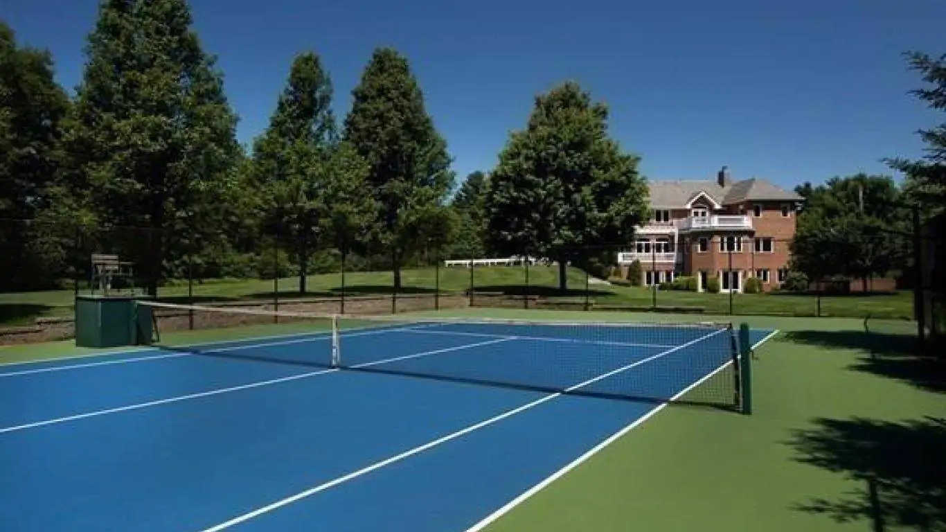 Villa Erin | Boston