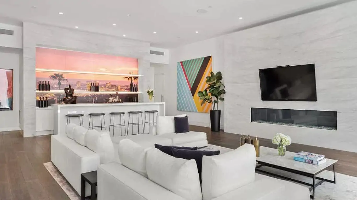 Villa Luna | Los Angeles