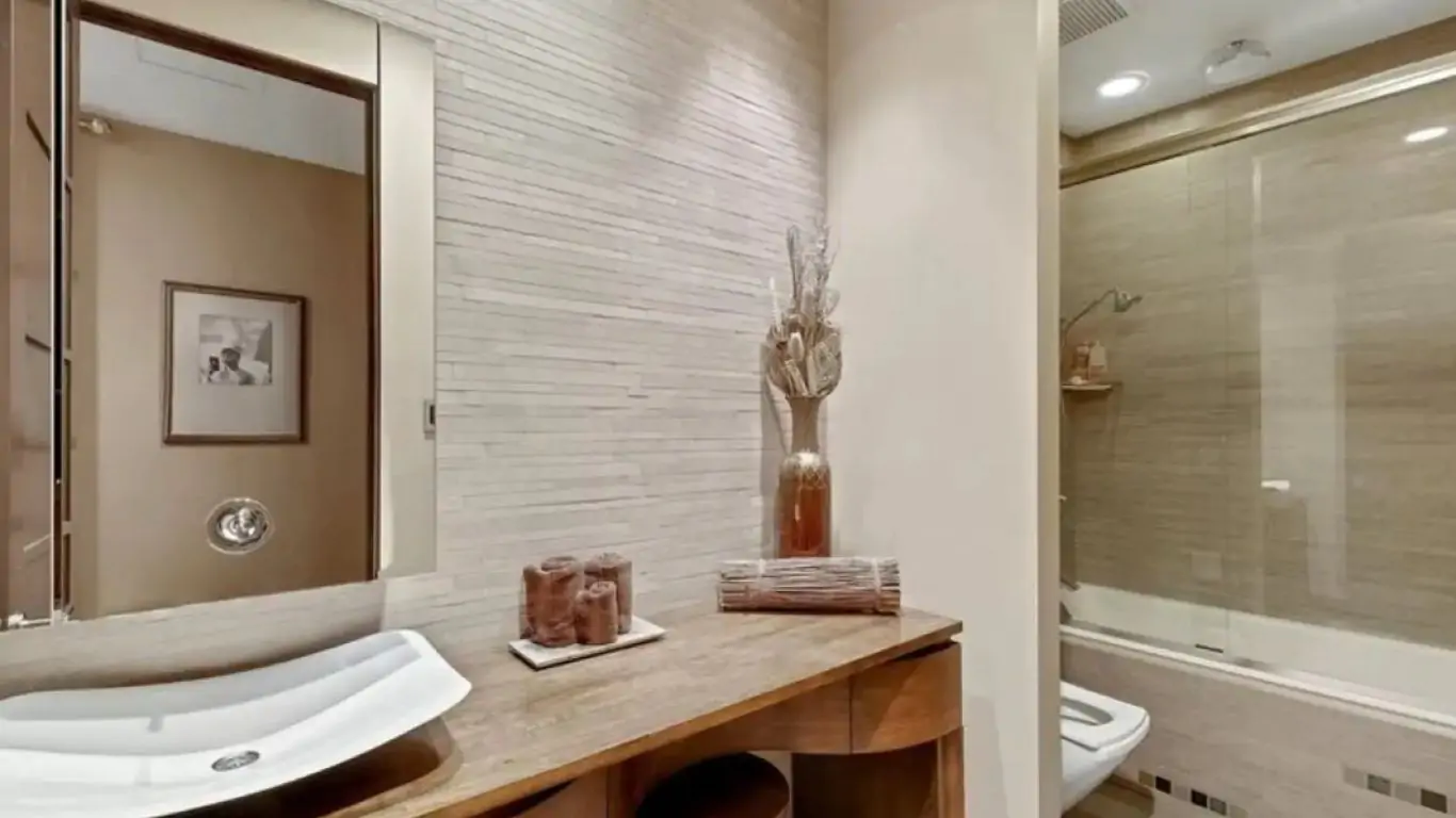 Villa Thea | Las Vegas