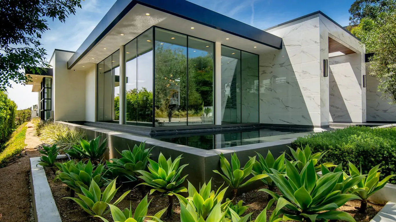 Villa Rihanna | Los Angeles