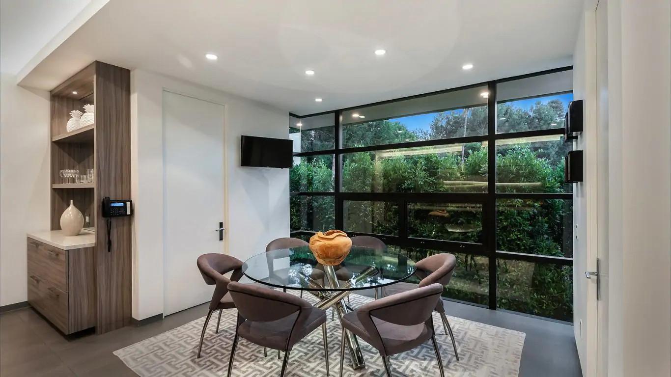 Villa Rihanna | Los Angeles