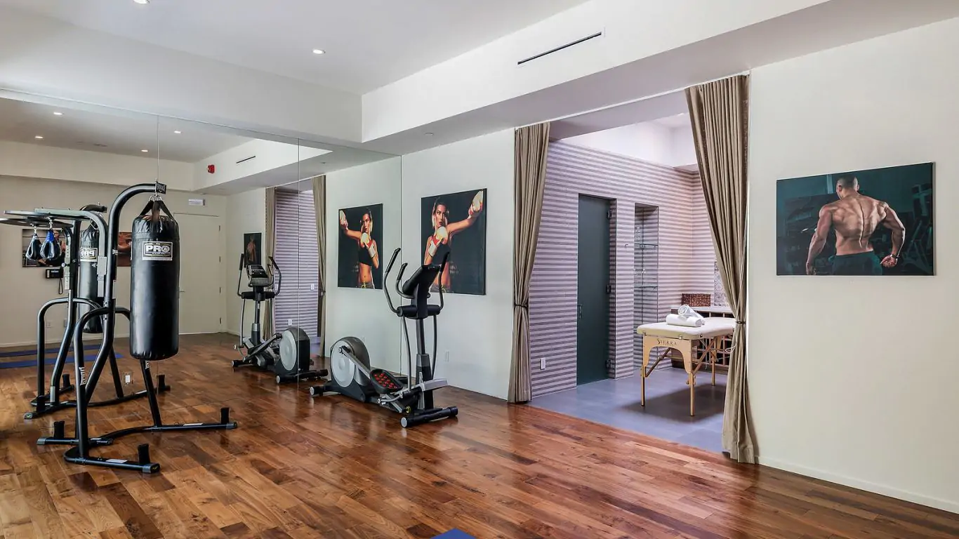 Villa Rihanna | Los Angeles