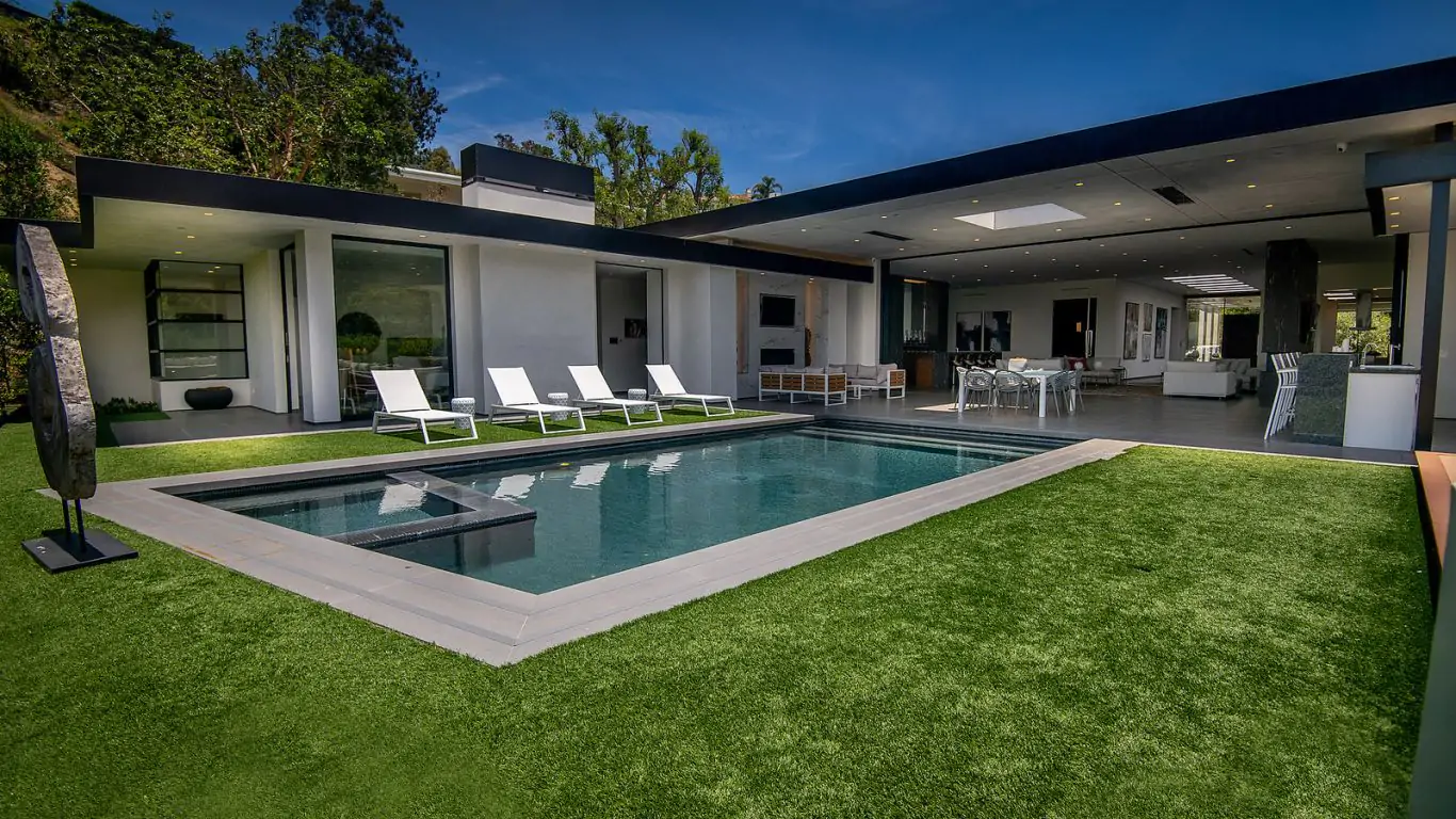 Villa Rihanna | Los Angeles