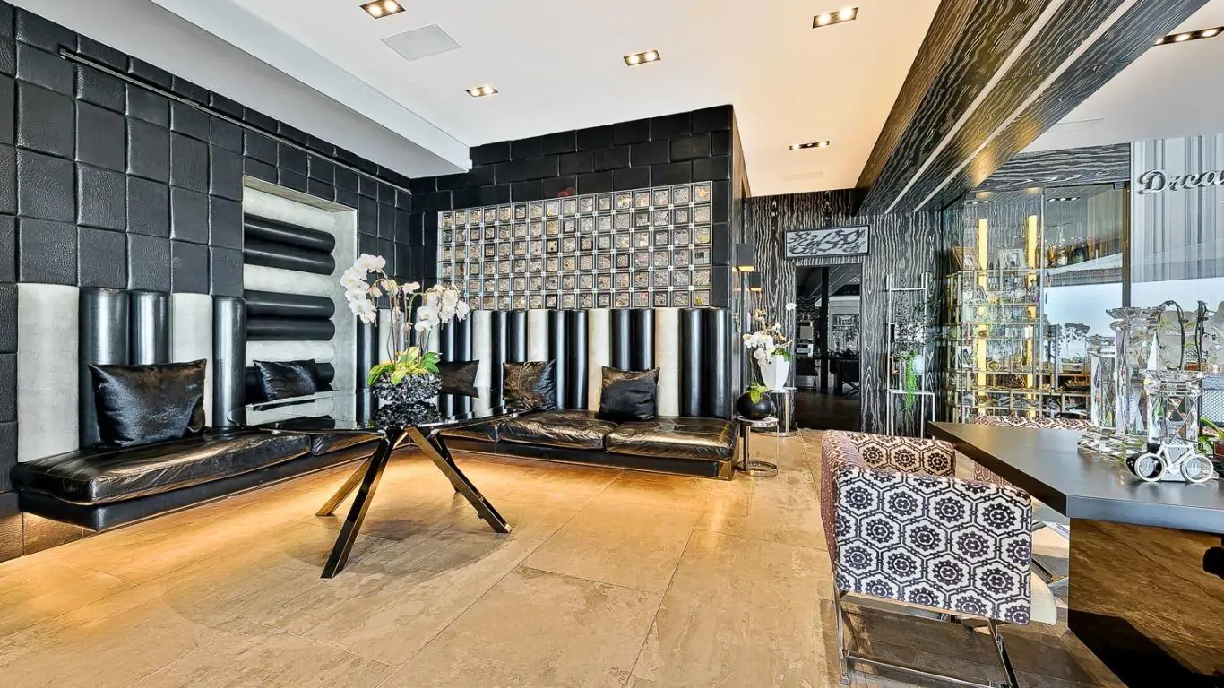 Villa Vita | Los Angeles