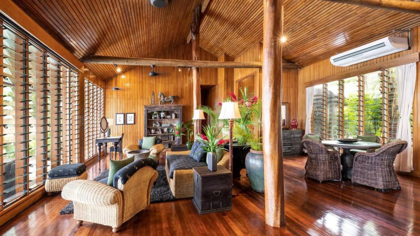 Namale Resort & Spa | Pacific Ocean Islands