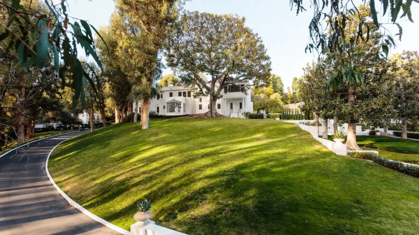 Villa Evangelina | Los Angeles