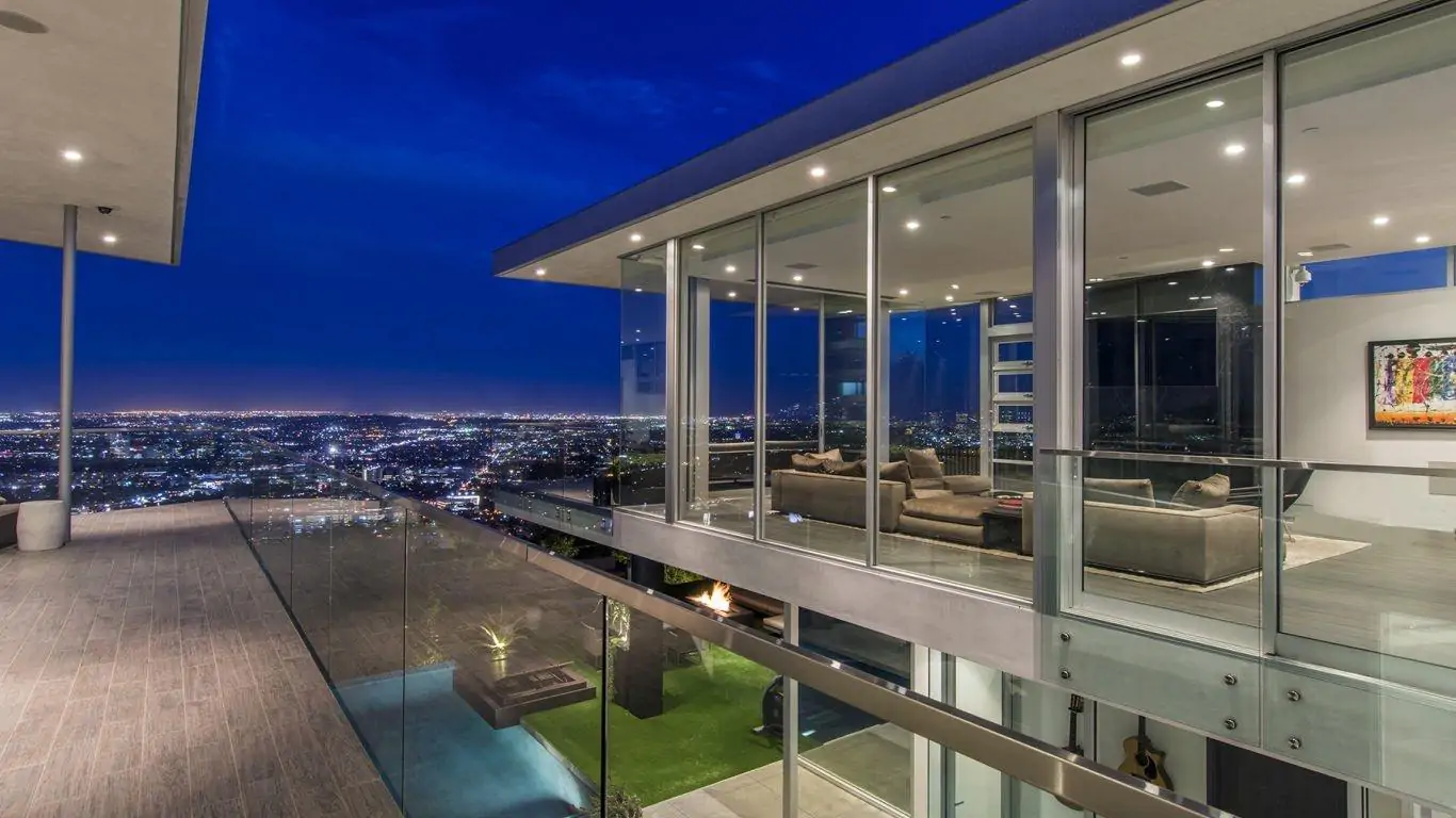 Villa Magda | Los Angeles