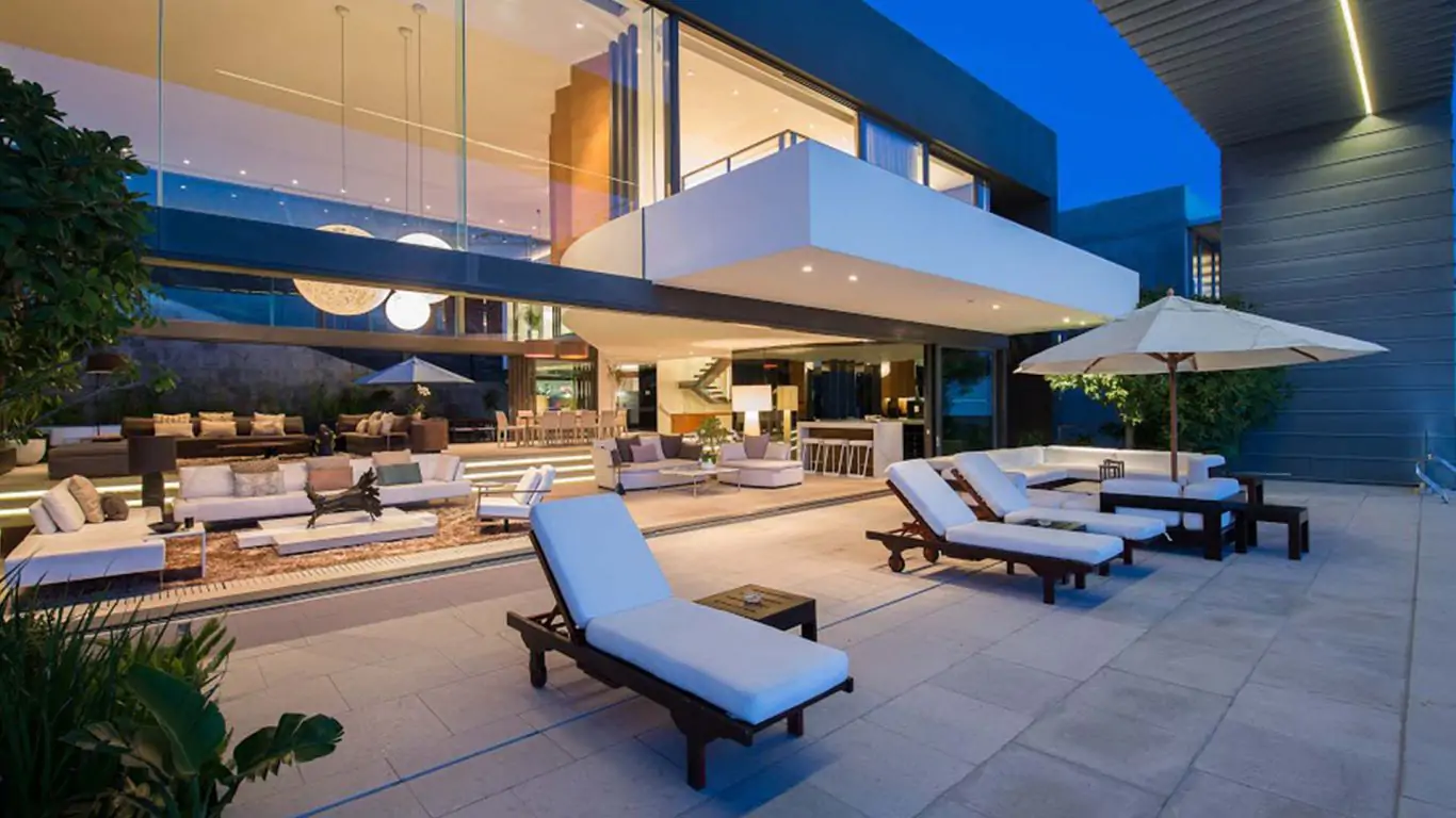 Villa Pentagon | Cape Town