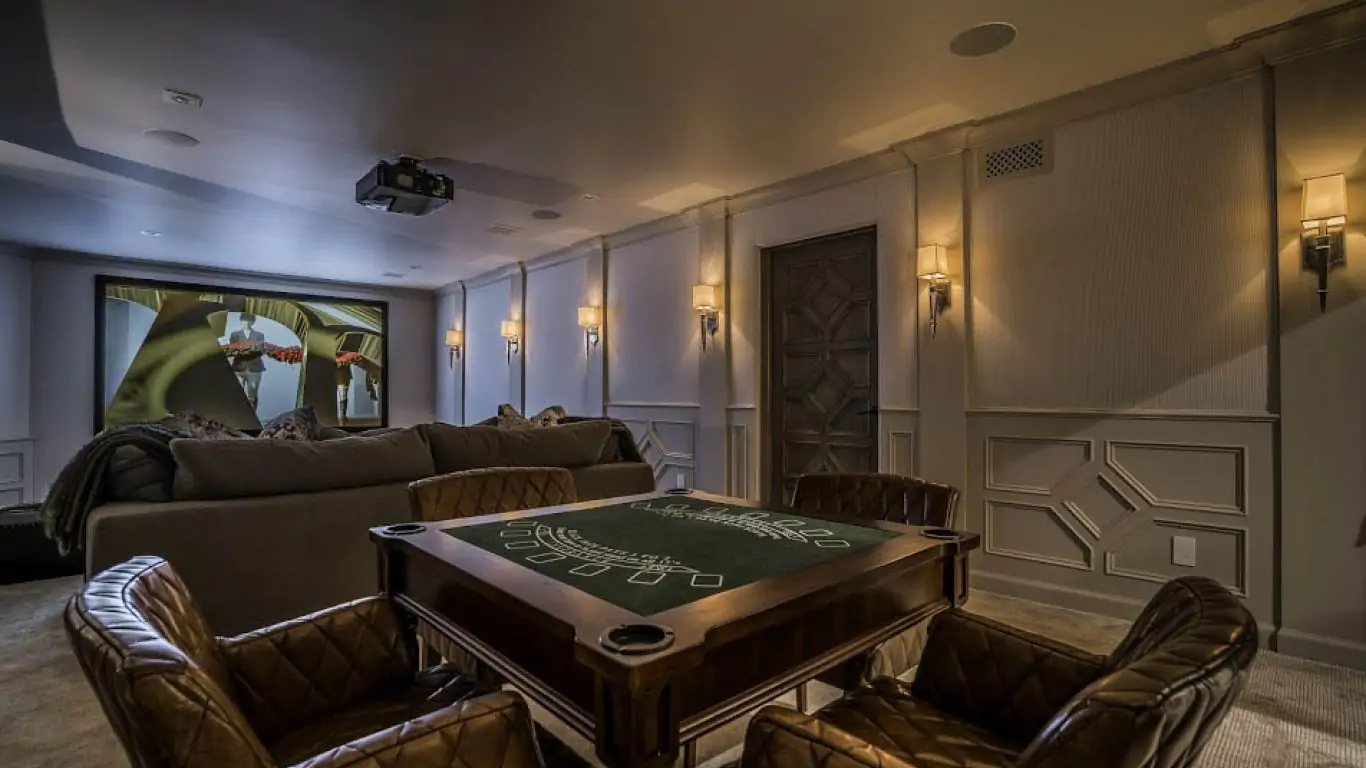Villa Larisa | Los Angeles
