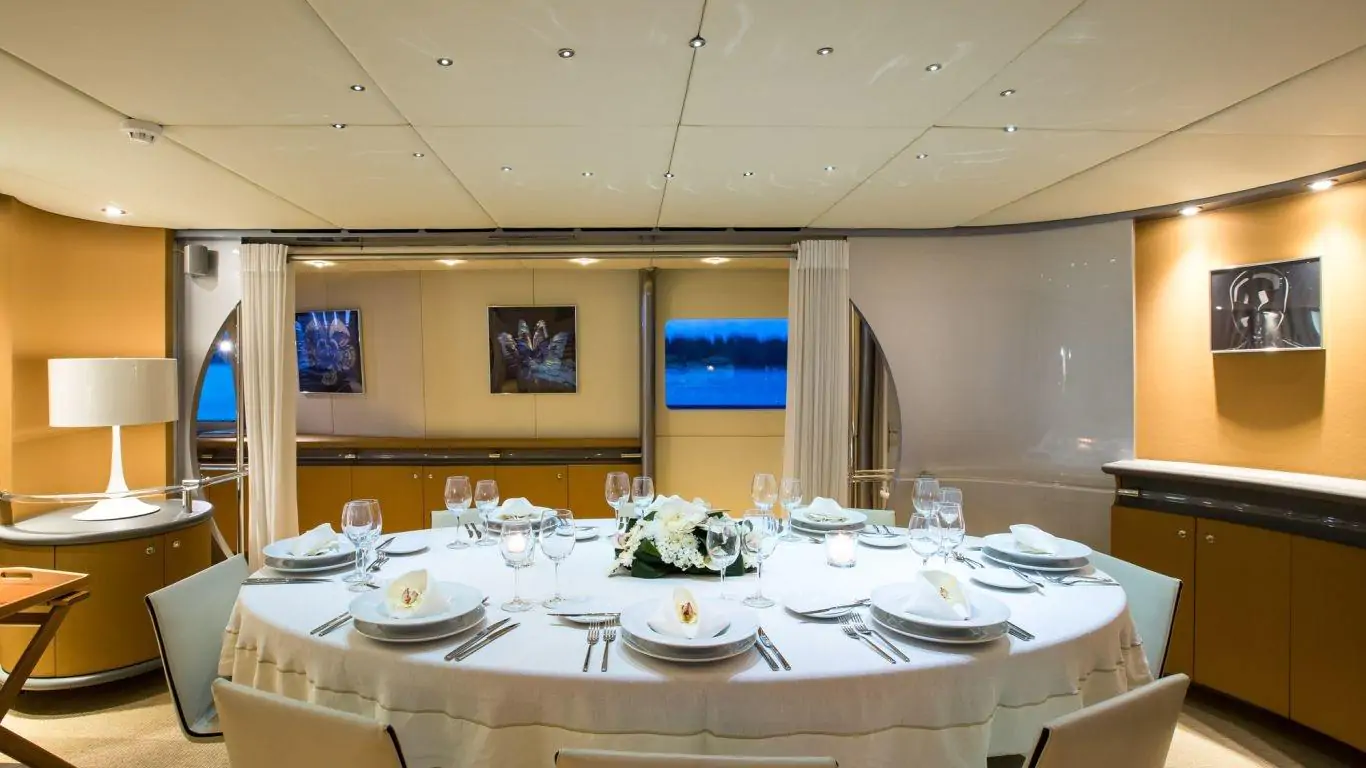 Yacht Pandion 121 | Yachts