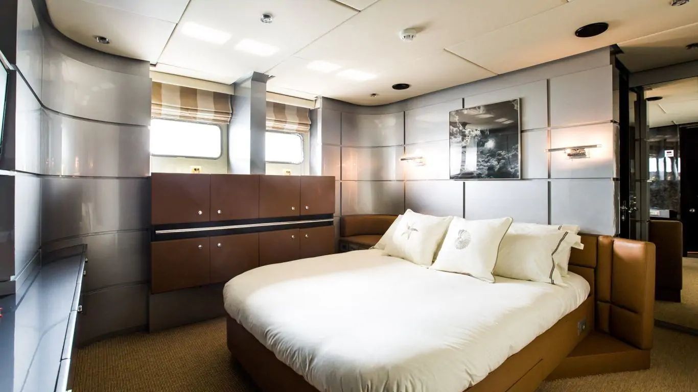 Yacht Pandion 121 | Yachts