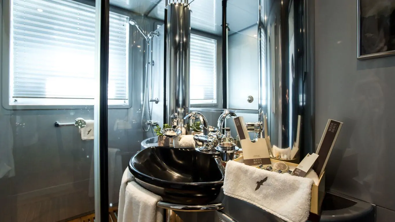 Yacht Pandion 121 | Yachts