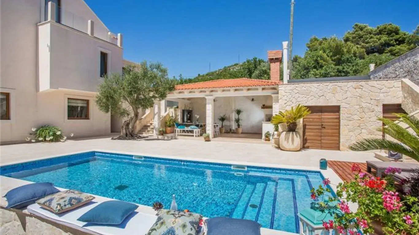 Villa Helen | Croatia