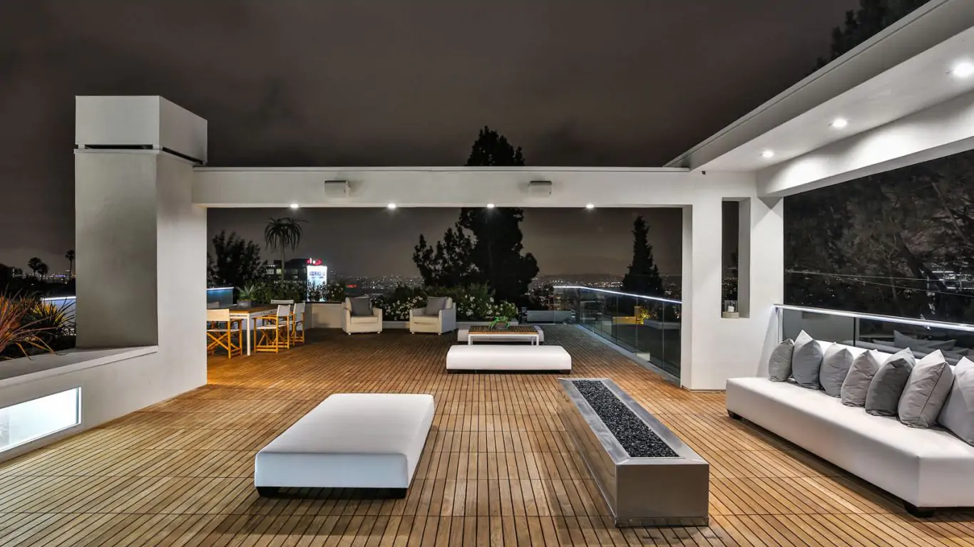 Villa Ninel | Los Angeles