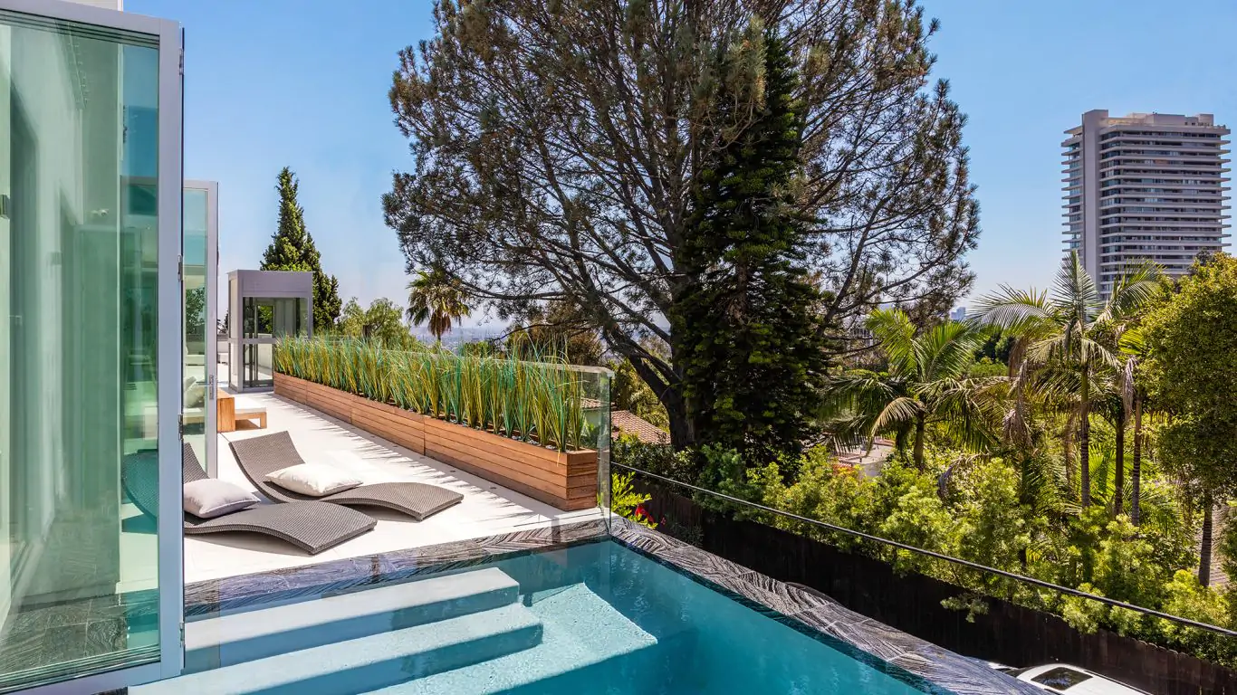 Villa Ninel | Los Angeles