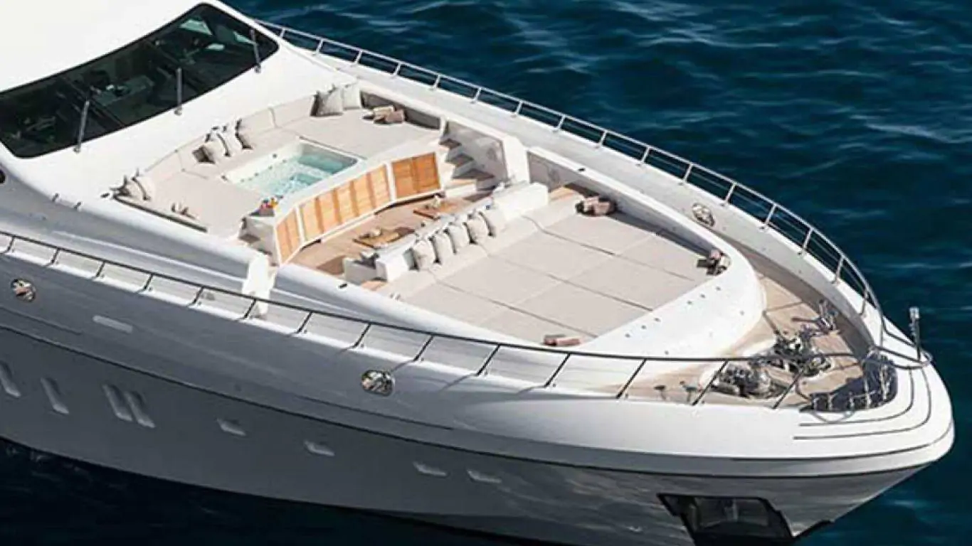 Yacht Mangusta 165 | Yachts