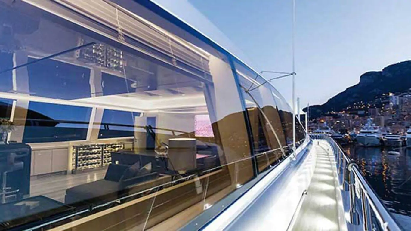 Yacht Mangusta 165 | Yachts