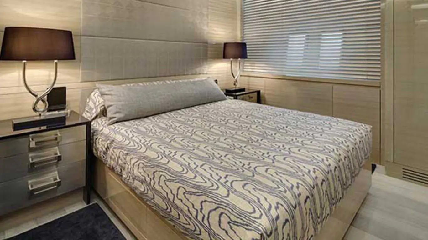 Yacht Mangusta 165 | Yachts