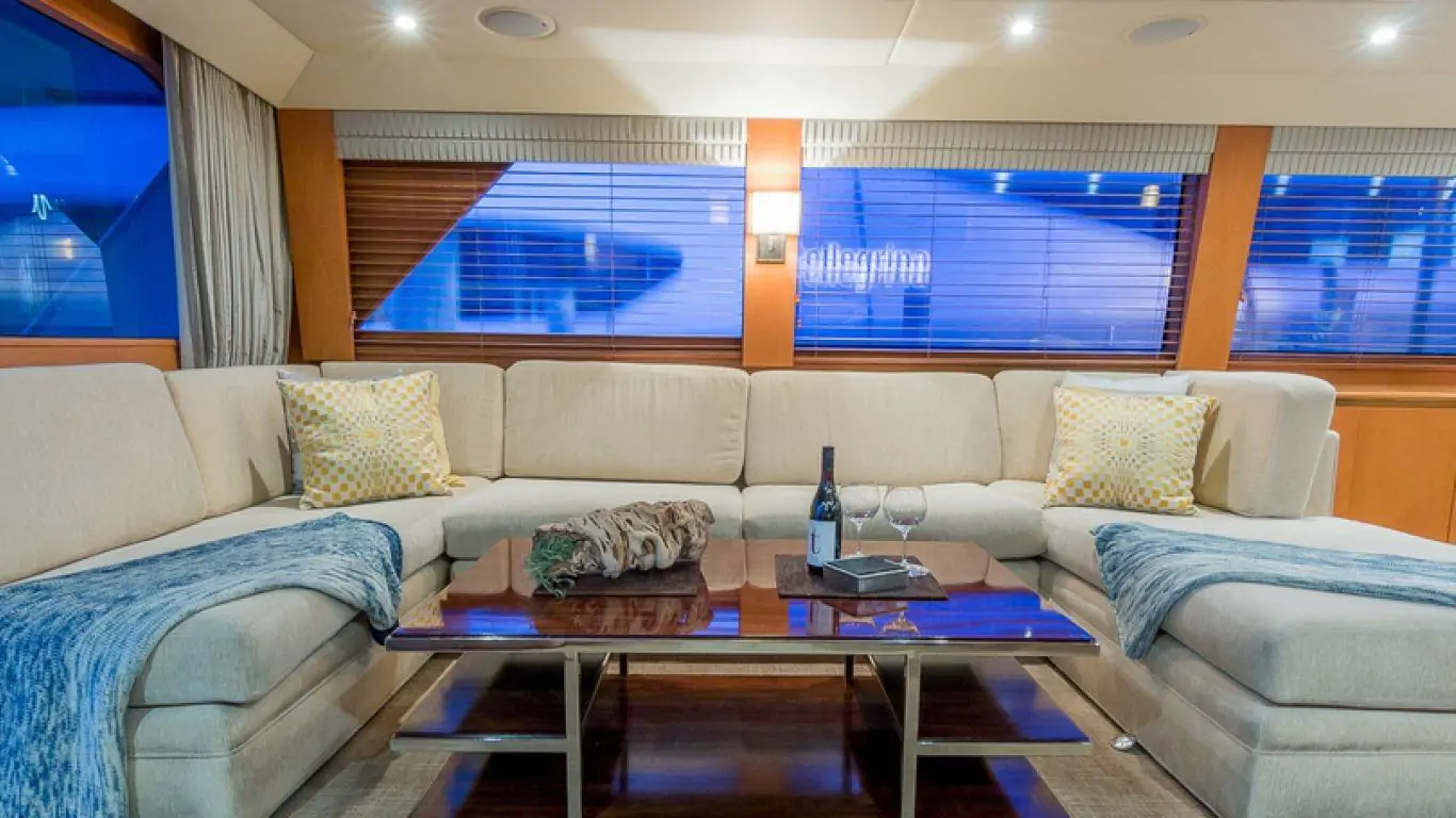 Yacht Broward Trilogy 103 | Yachts