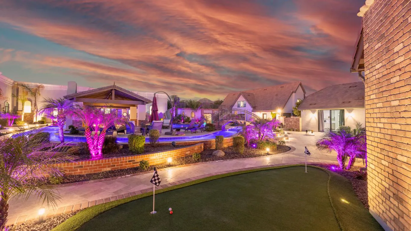 Grand Estate on Sunnyside | Arizona