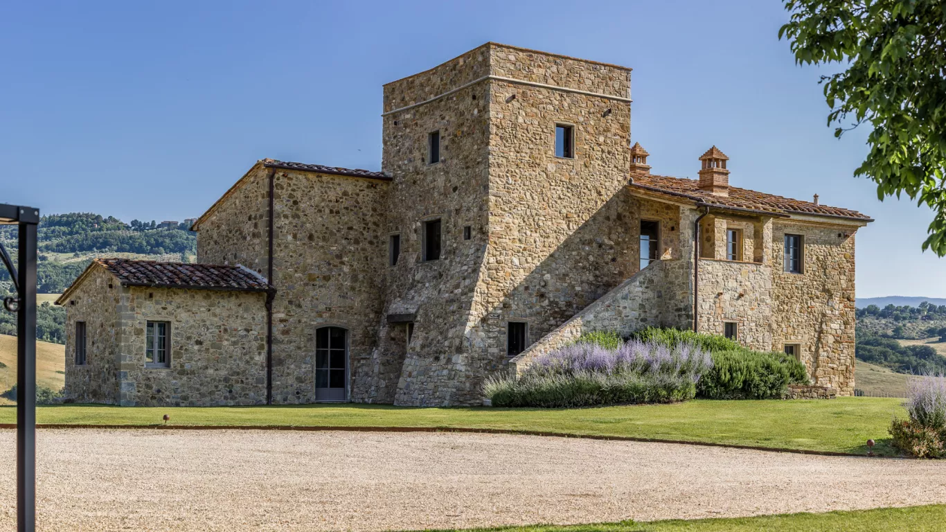 Noam Radicondoli | Tuscany