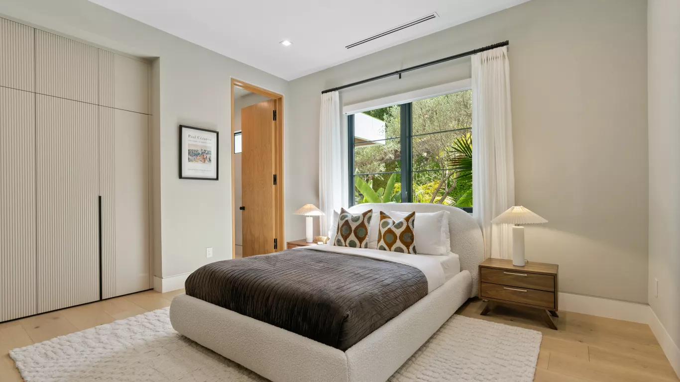 Villa Irena | Los Angeles