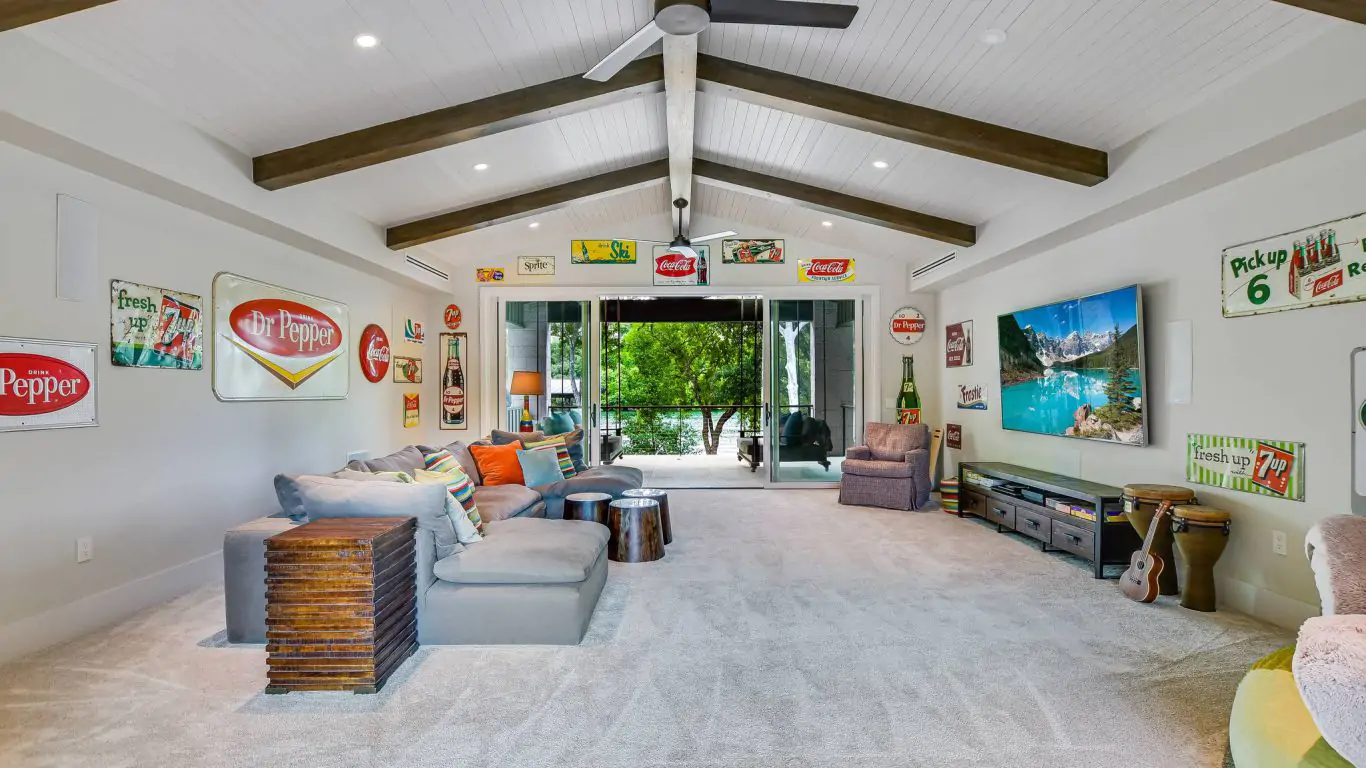 Villa Viona | Austin