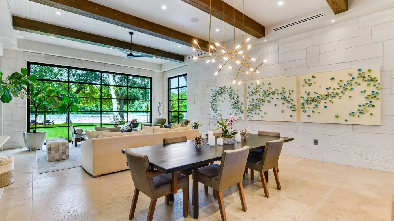 Villa Viona | Austin