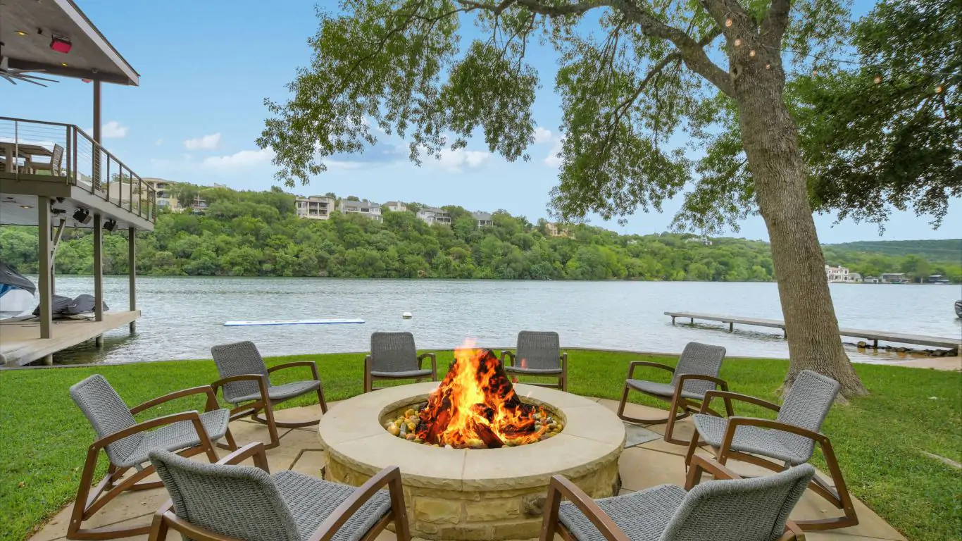 Villa Viona | Austin