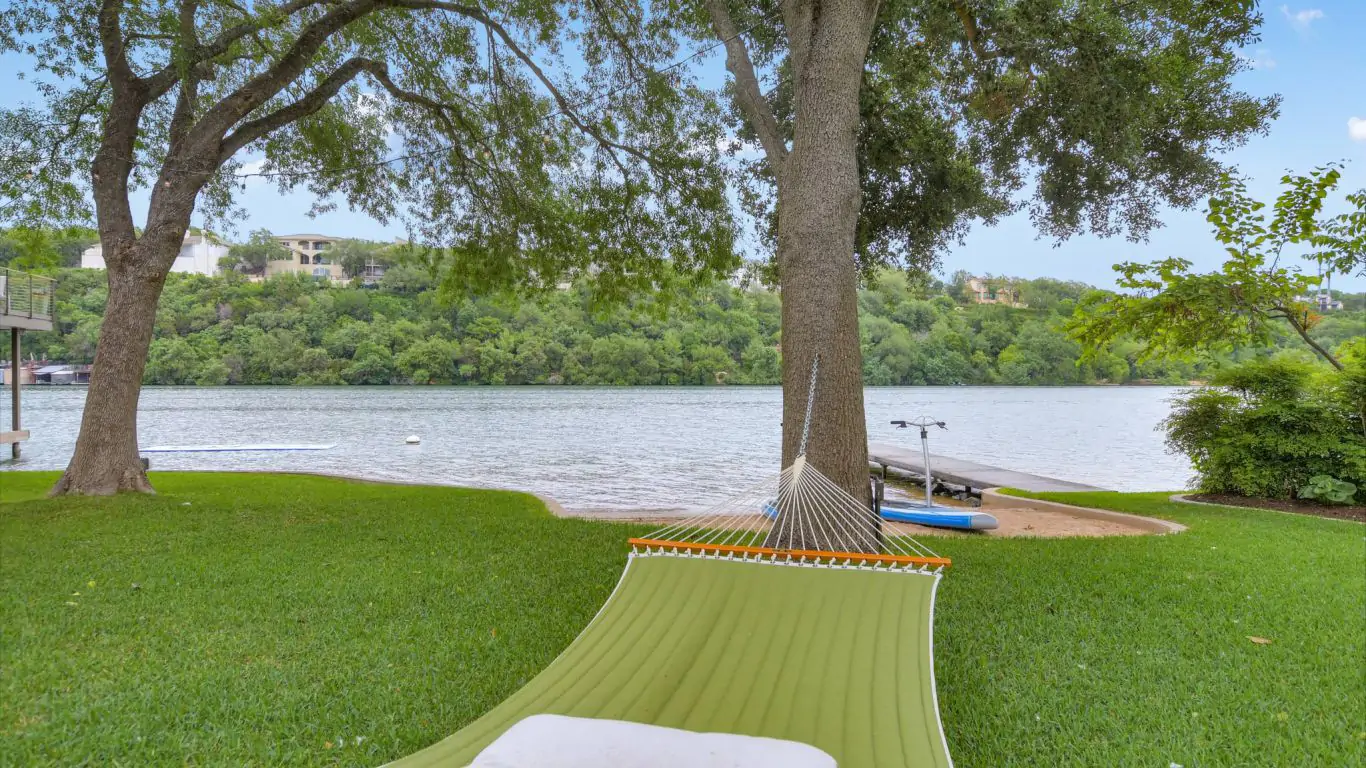 Villa Viona | Austin