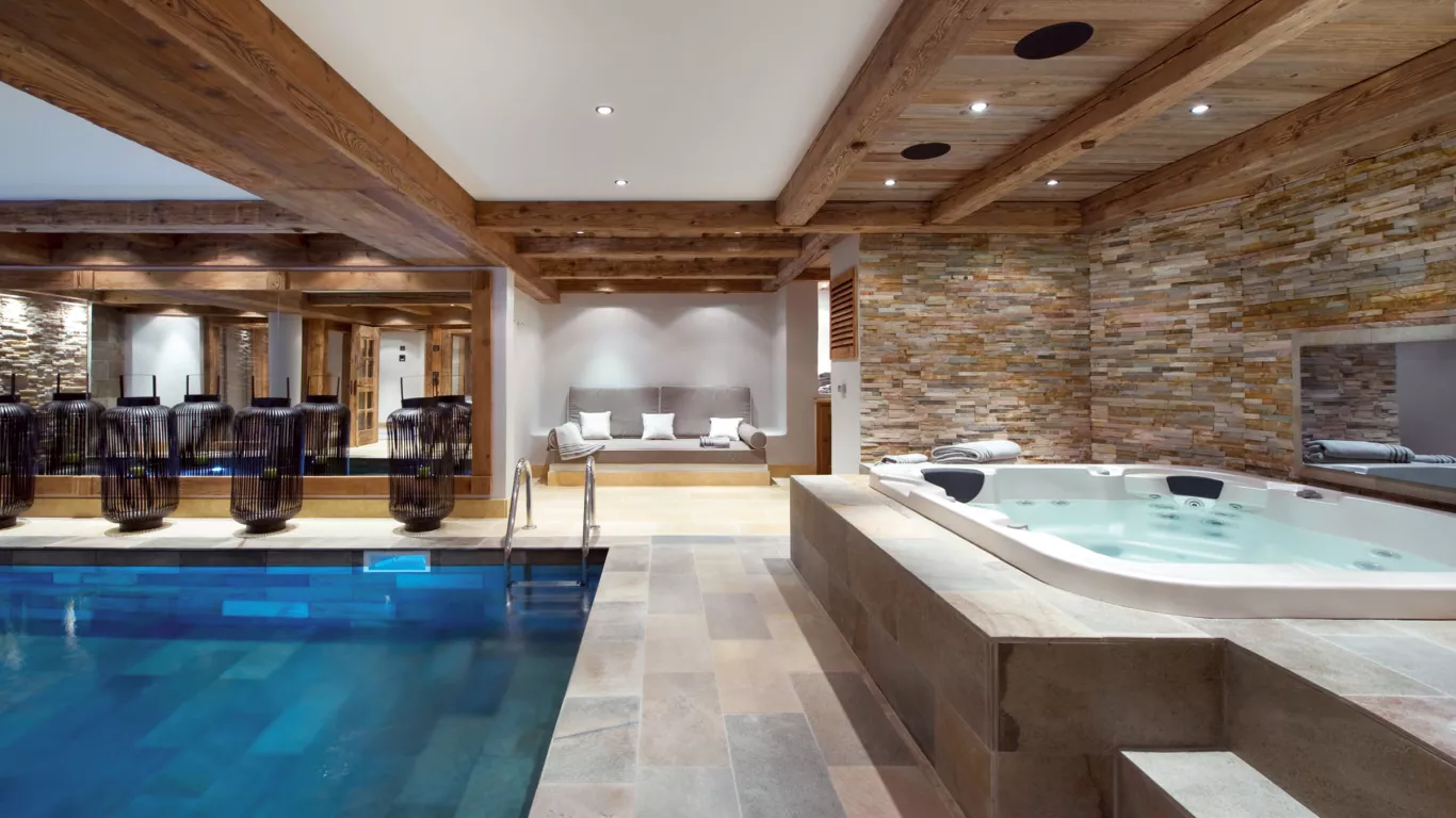 Chalet Le Petit Chateau | Courchevel