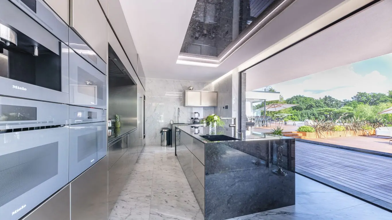 Ultima Geneva Grand Villa | Geneva