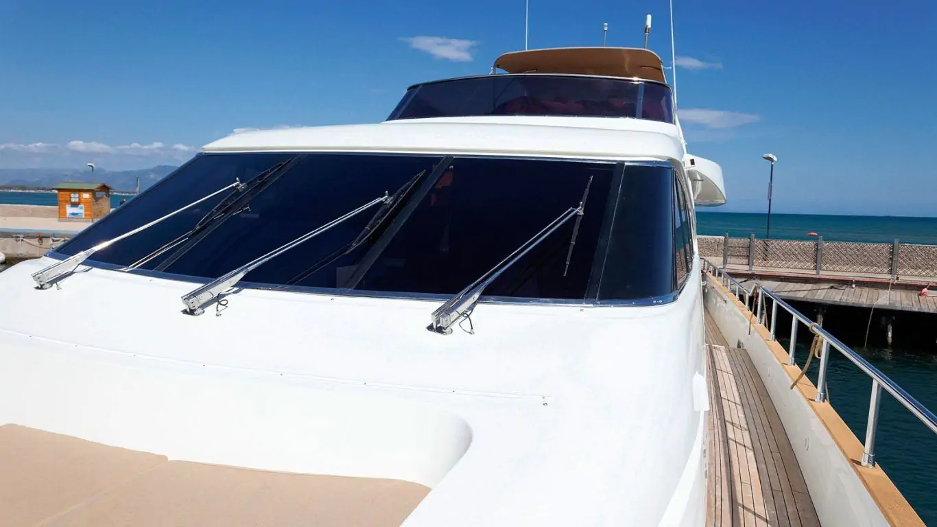 Yacht AQVA 72 | Yachts